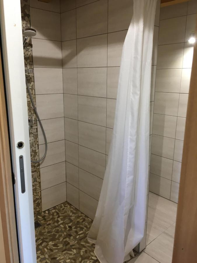 Le Cocon De Mya Villa Cenves Eksteriør bilde